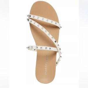 NWT Madden Girl Candy Studded Strappy Footbed Sandal Size 7.5